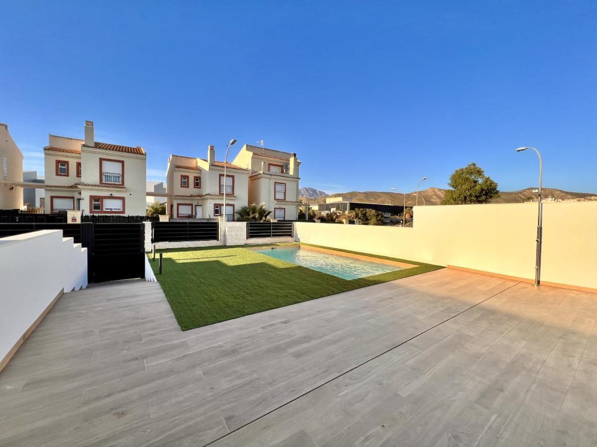 La Masion De Tout Seasonal Rental El Campello Exterior foto